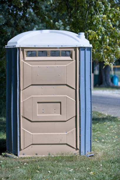 Best Portable restroom trailer rental  in Monona, IA